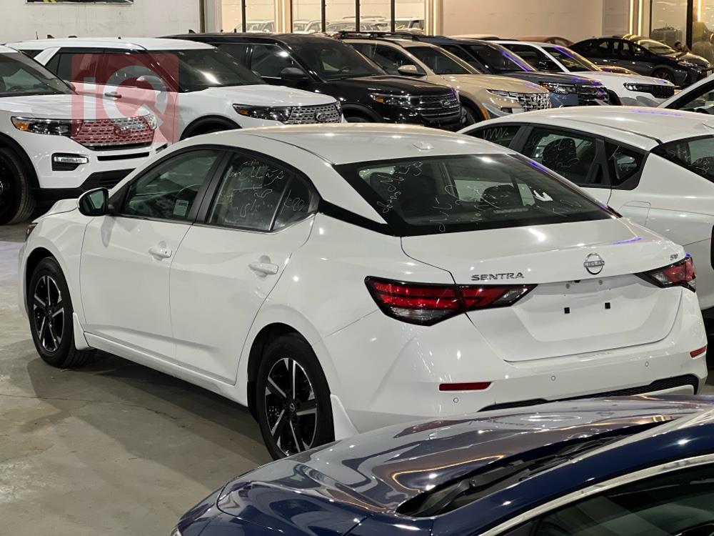 نیسان سێنترا